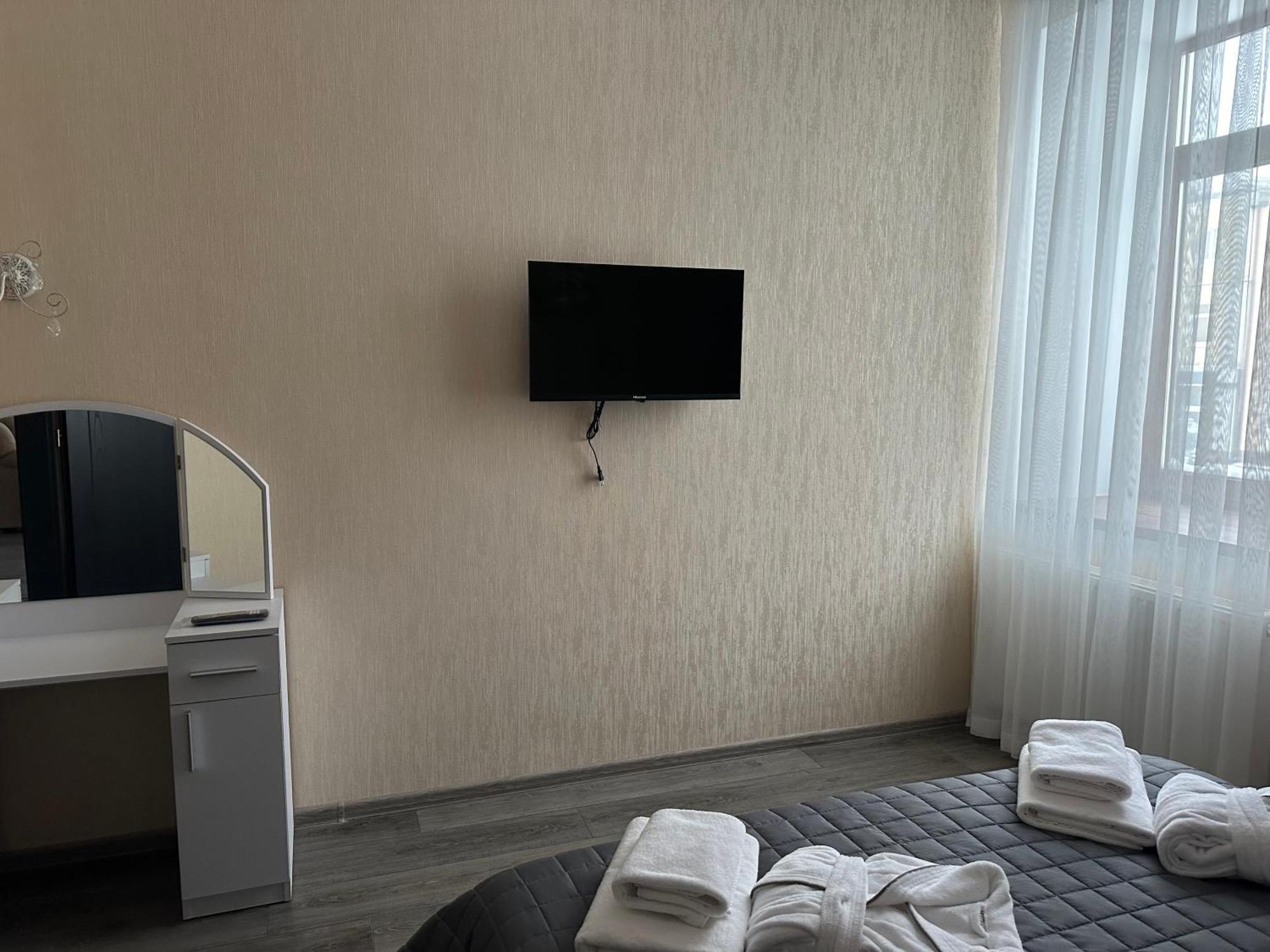 Centralnyi Hotel Poltava Exteriör bild